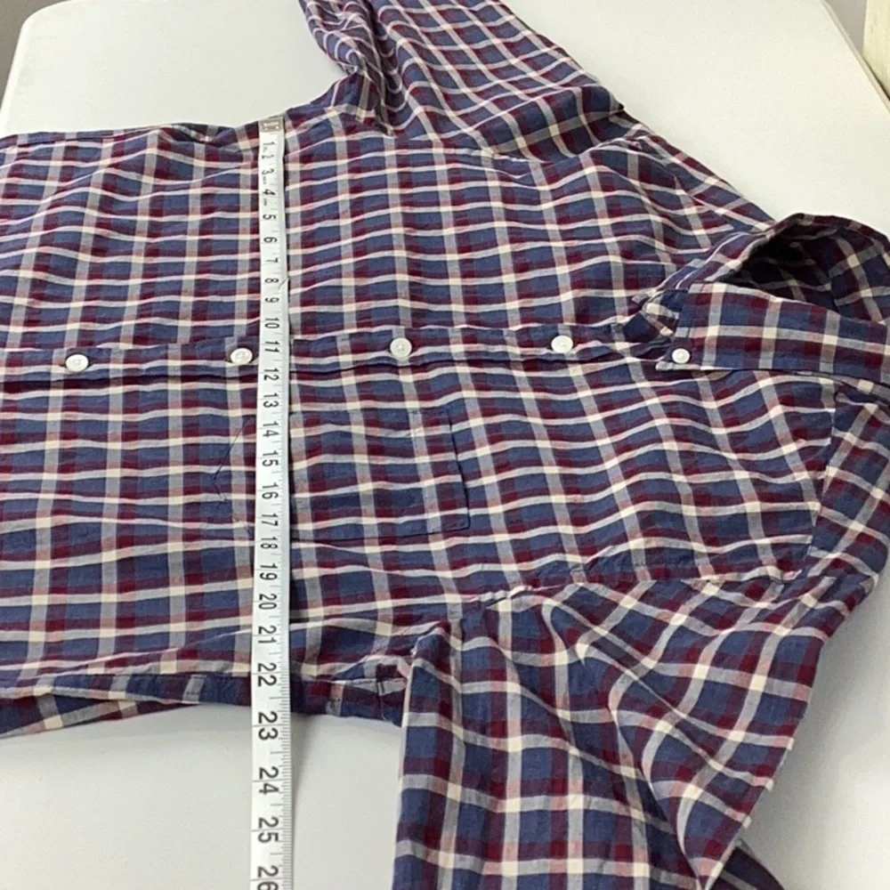 J. Crew Mens Size Large Button Up Shirt.